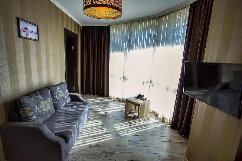 Hotel & Cafe Batus  Batumi