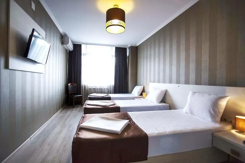 Hotel & Cafe Batus