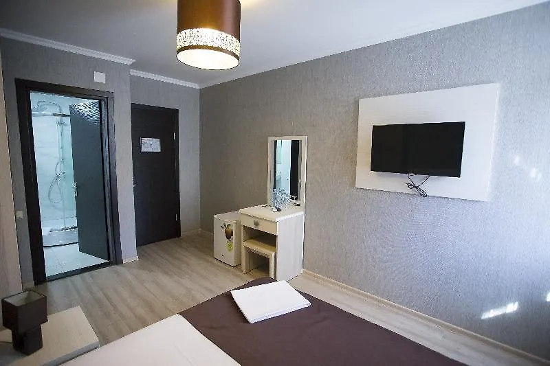 Hotel & Cafe Batus